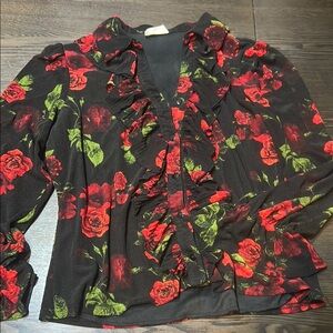 Chic Ruffled Floral Blouse - Black and Red